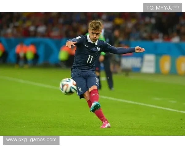 格列兹曼在法国队新角色崭露头角,领衔攻防转换 格列兹曼在法国队新角色崭露头角,领衔攻防转换